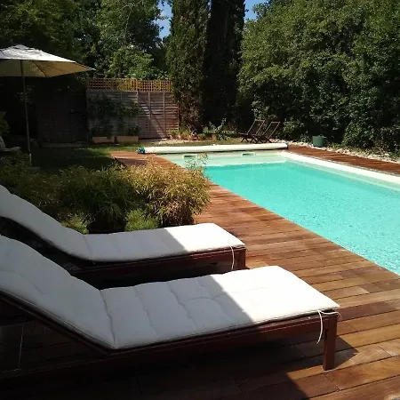 بيت ضيافة La Maison Verte ألبي