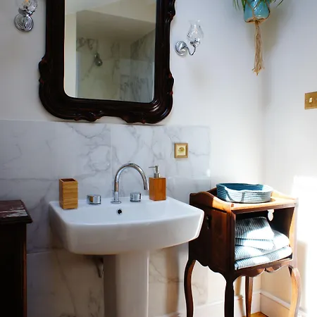 بيت ضيافة La Maison Verte