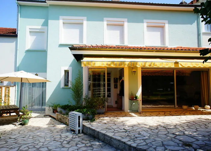 招待所 La Maison Verte 3*