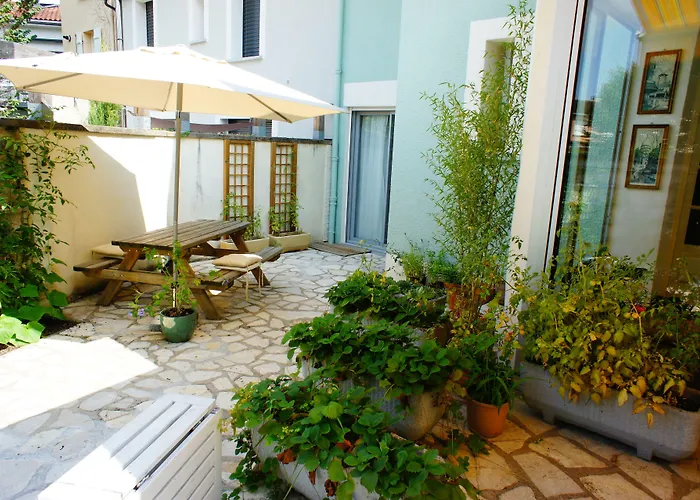 La Maison Verte 招待所