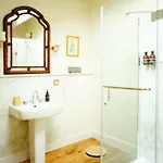 ゲストハウス La Maison Verte