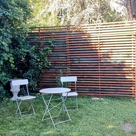 La Maison Verte Guest house *